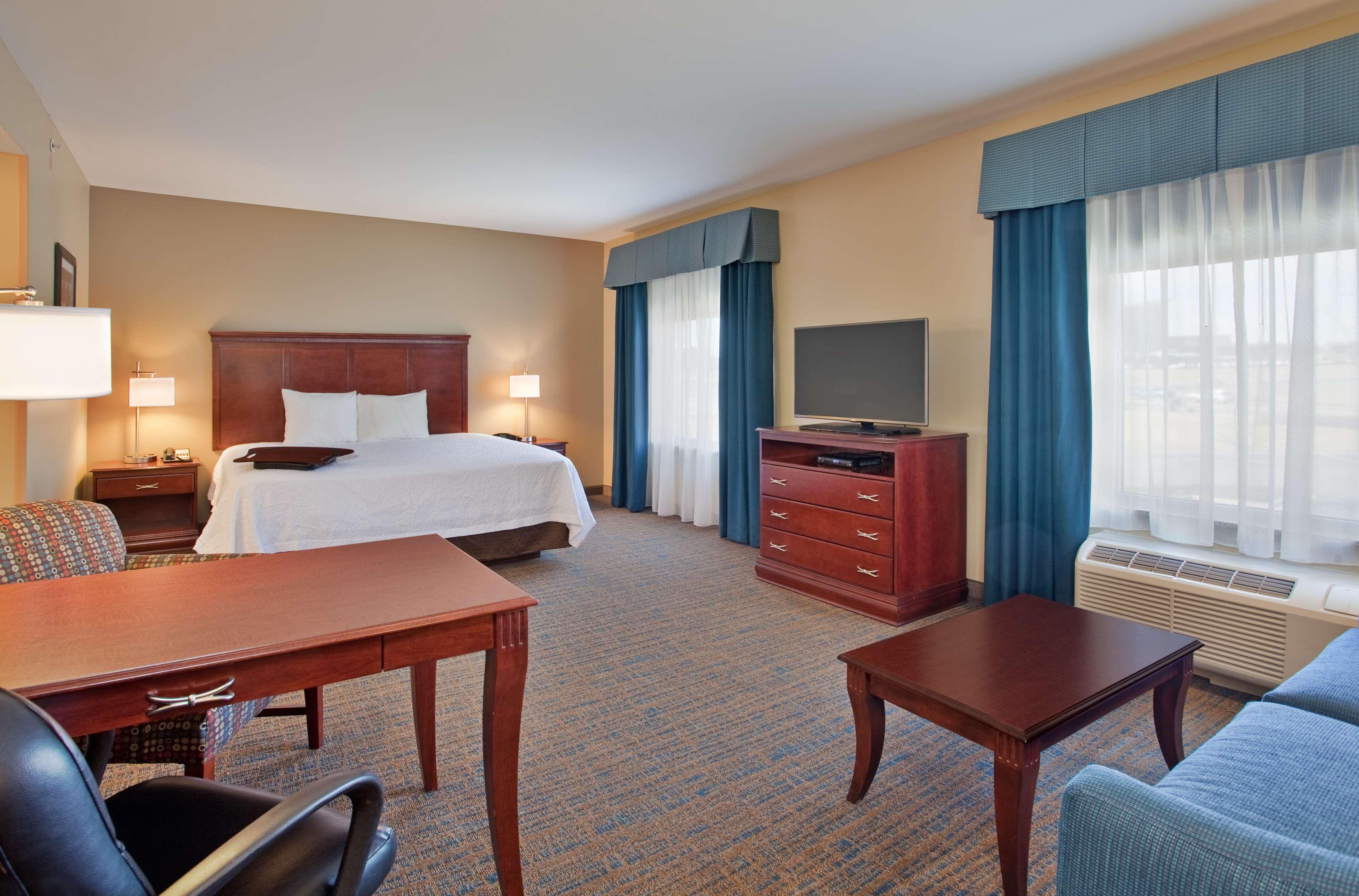 Hampton Inn & Suites Omaha Southwest-La Vista Екстериор снимка